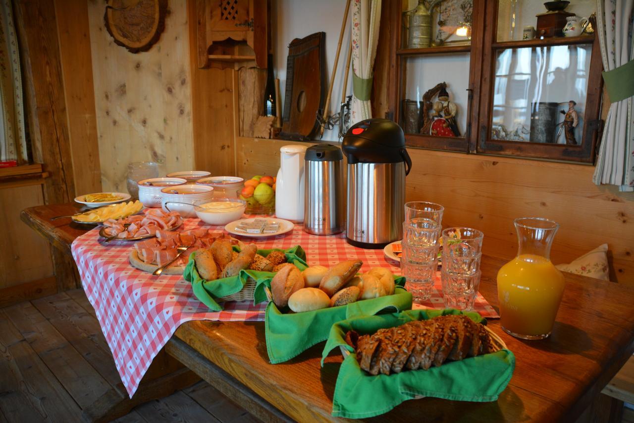 Rifugio Graziani Huette Otel San Vigilio Di Marebbe Dış mekan fotoğraf