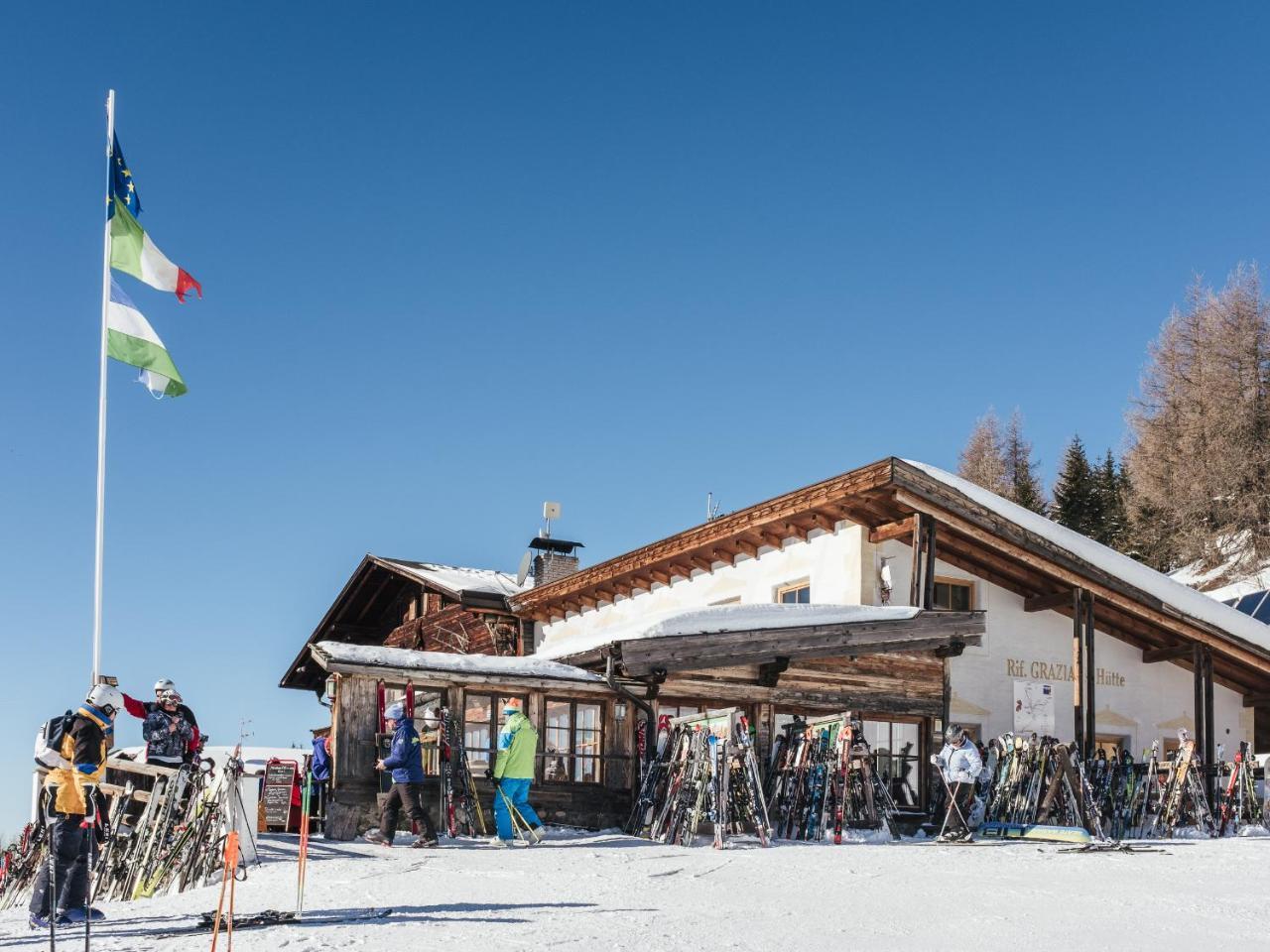 Rifugio Graziani Huette Otel San Vigilio Di Marebbe Dış mekan fotoğraf
